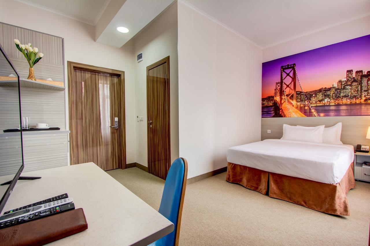 Hotel Bridges Μπισκέκ Εξωτερικό φωτογραφία